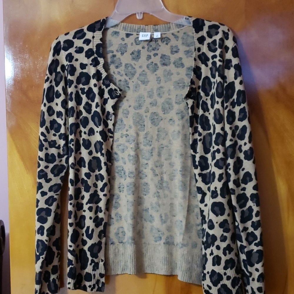 Cardigan top